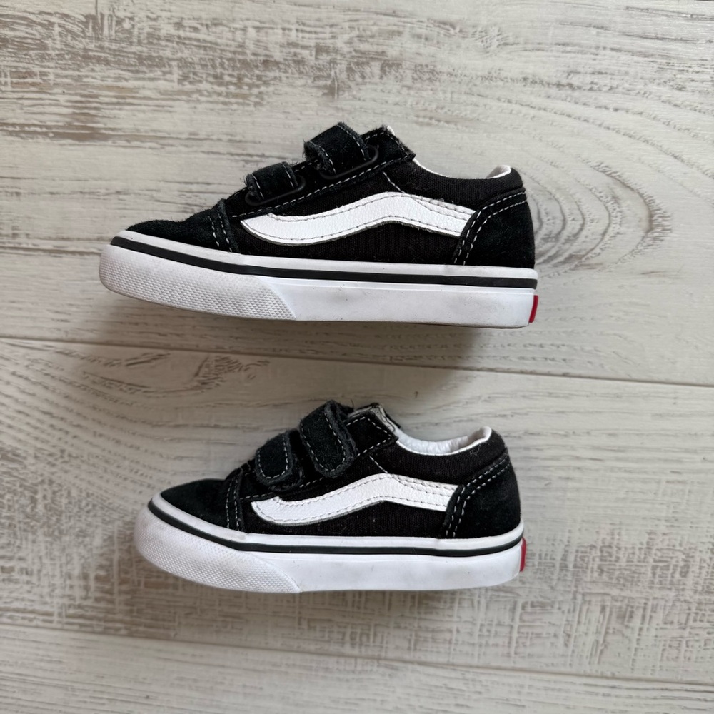 Vans Black and White Old Skool Toddler Sneakers